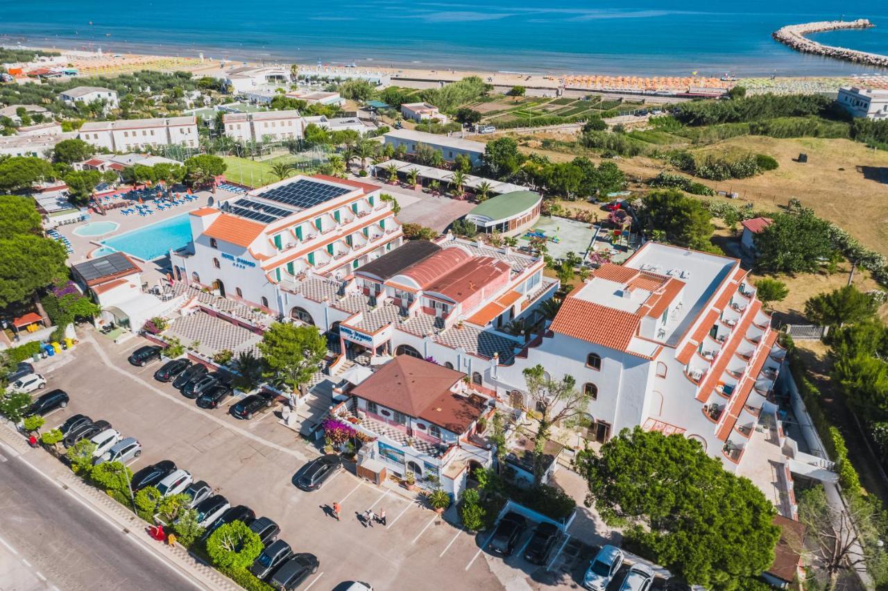 Hotel D'Amato Пескичи Экстерьер фото