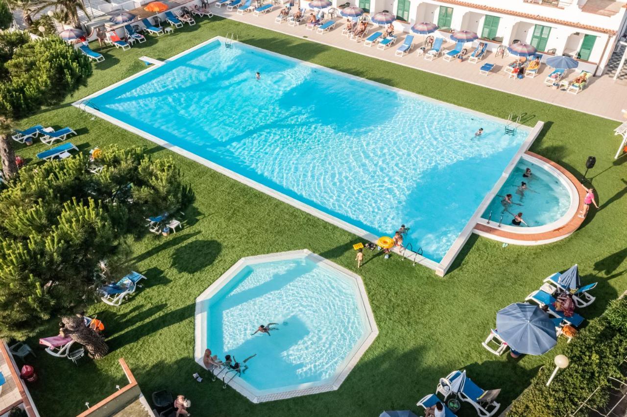 Hotel D'Amato Пескичи Экстерьер фото
