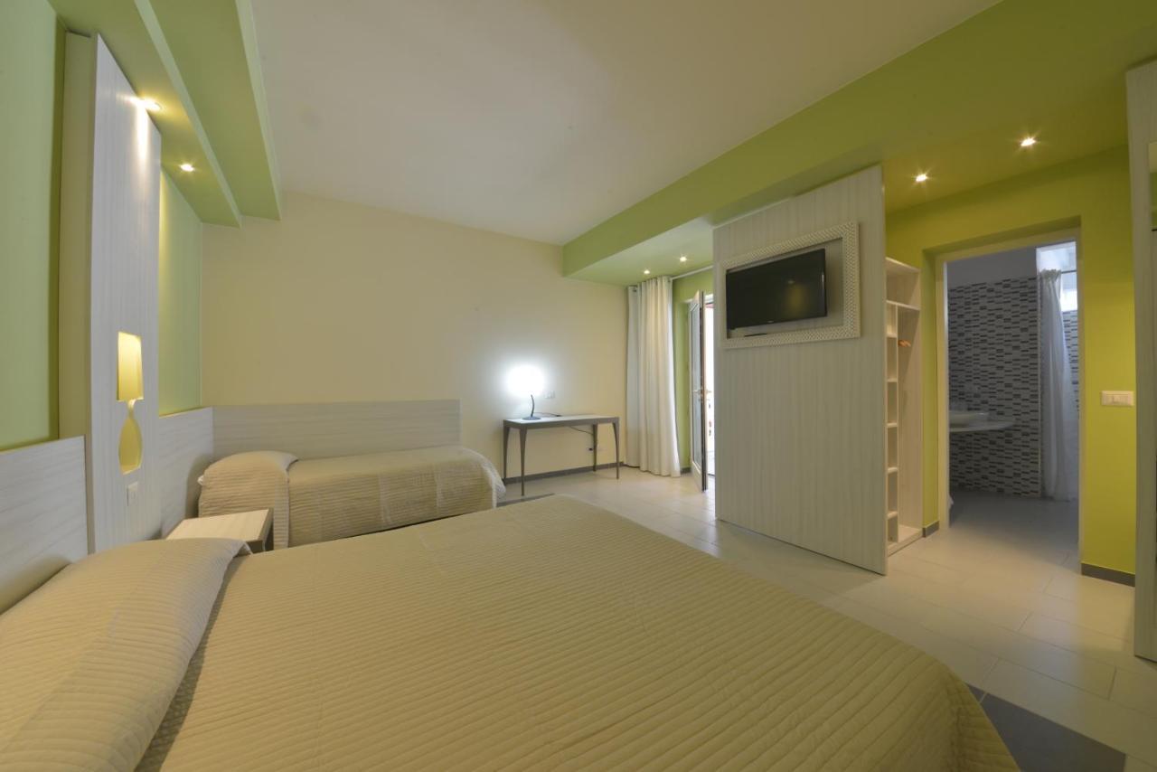 Hotel D'Amato Пескичи Экстерьер фото