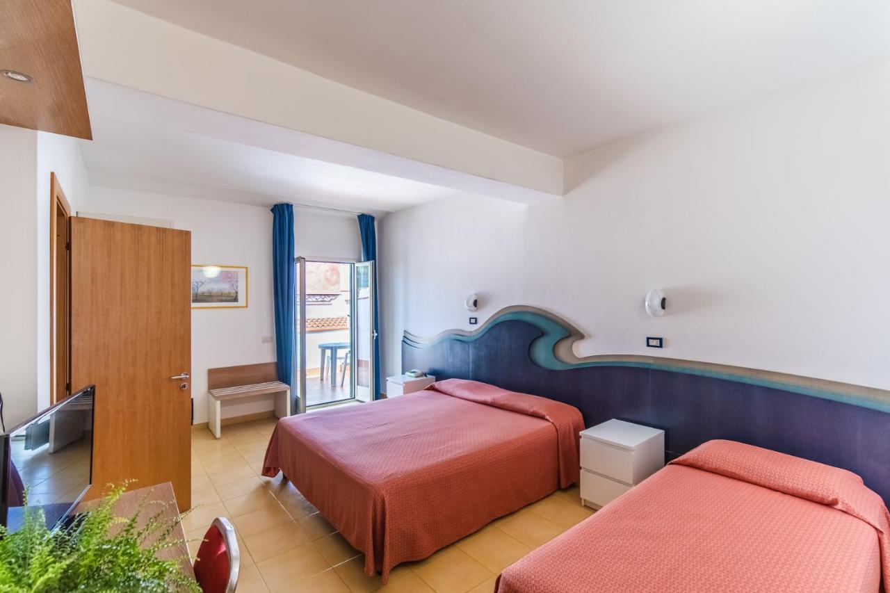 Hotel D'Amato Пескичи Экстерьер фото