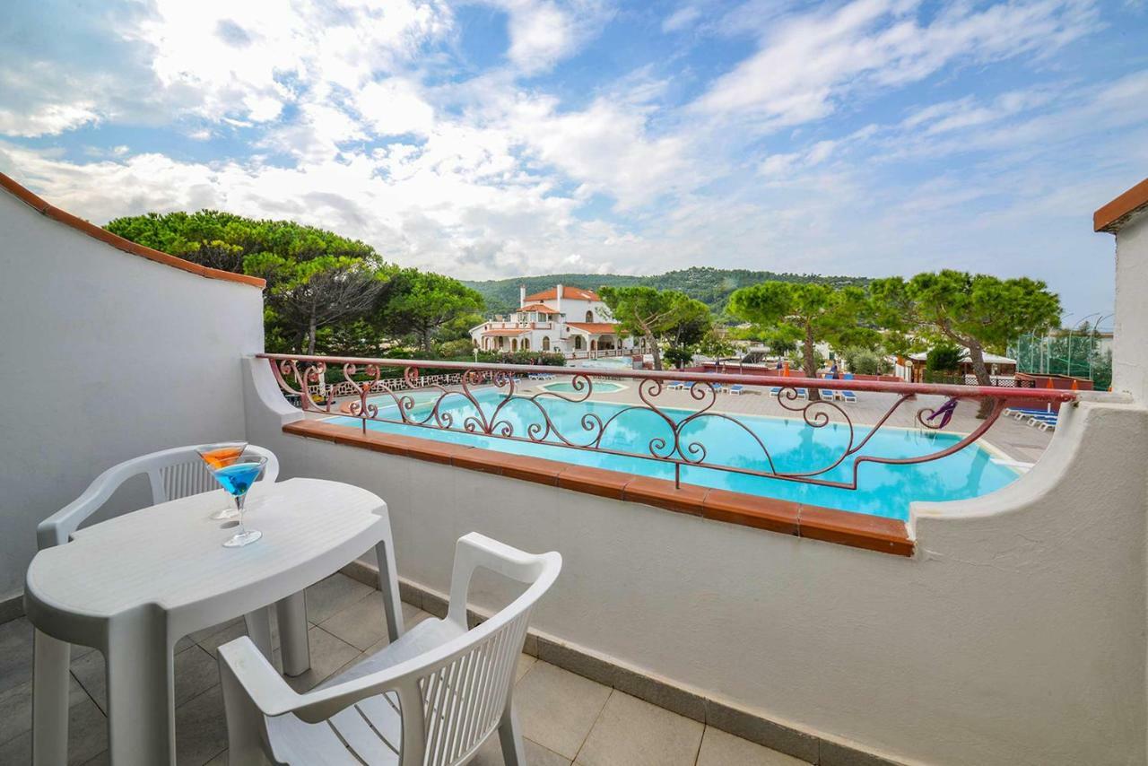 Hotel D'Amato Пескичи Экстерьер фото